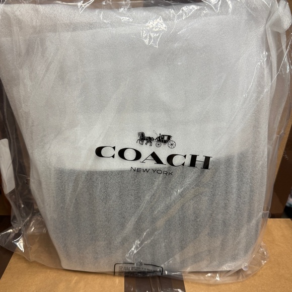 COACH Soft Pebble Leather Cary Convertible Crossbody - Black - Picture 6 of 11